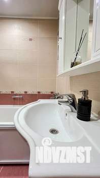 1-к квартира, посуточно, 42м2, 16/17 этаж