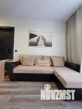 2-к квартира, посуточно, 40м2, 40/43 этаж