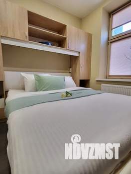 1-к квартира, посуточно, 42м2, 40/44 этаж