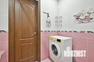 Студия квартира, посуточно, 52м2, 6/25 этаж