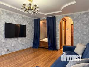 1-к квартира, посуточно, 42м2, 8/17 этаж