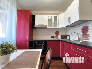 1-к квартира, посуточно, 42м2, 9/22 этаж