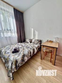 Студия квартира, посуточно, 24м2, 1/25 этаж