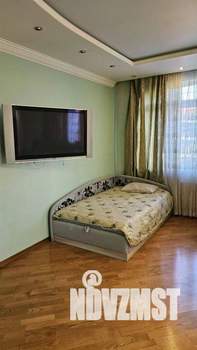 2-к квартира, посуточно, 92м2, 1/1 этаж