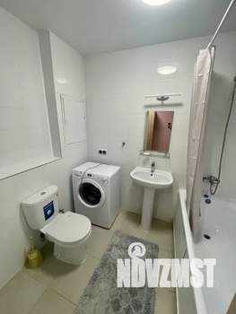 1-к квартира, посуточно, 34м2, 4/33 этаж