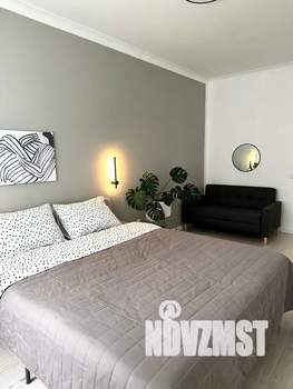 Студия квартира, посуточно, 37м2, 18/24 этаж