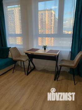 Студия квартира, посуточно, 30м2, 12/17 этаж