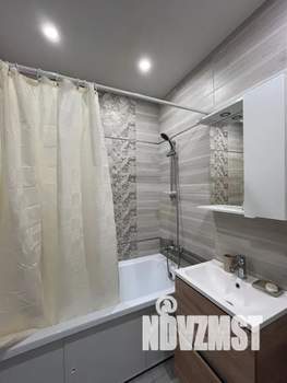 1-к квартира, посуточно, 35м2, 3/5 этаж