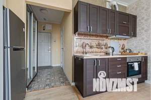 1-к квартира, посуточно, 25м2, 18/33 этаж