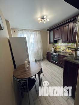 1-к квартира, посуточно, 34м2, 21/25 этаж
