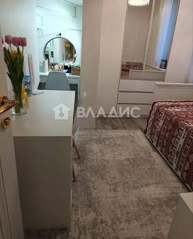3-к квартира, вторичка, 71м2, 43/44 этаж
