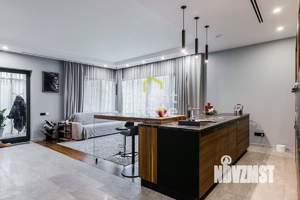 3-к квартира, вторичка, 121м2, 1/8 этаж