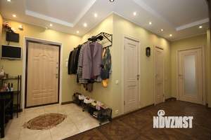 3-к квартира, вторичка, 130м2, 2/25 этаж