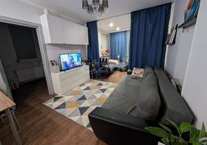 3-к квартира, вторичка, 70м2, 1/15 этаж