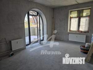3-к квартира, вторичка, 101м2, 1/6 этаж