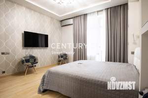 5-к квартира, вторичка, 287м2, 1/3 этаж