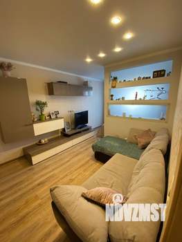 3-к квартира, вторичка, 65м2, 6/9 этаж