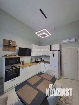 2-к квартира, вторичка, 57м2, 1/9 этаж