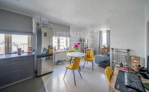 3-к квартира, вторичка, 42м2, 33/43 этаж