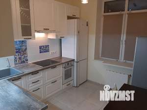 2-к квартира, вторичка, 47м2, 1/8 этаж