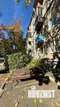 2-к квартира, вторичка, 42м2, 1/4 этаж