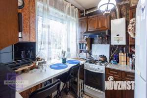 2-к квартира, вторичка, 43м2, 1/4 этаж