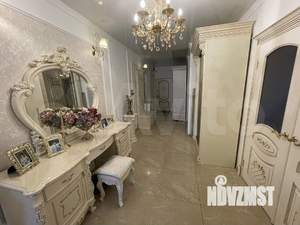 3-к квартира, вторичка, 118м2, 11/15 этаж