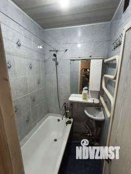 2-к квартира, вторичка, 42м2, 1/5 этаж