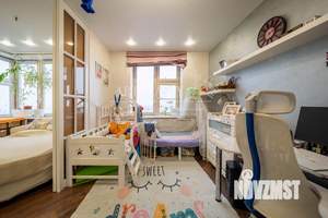 3-к квартира, вторичка, 70м2, 43/44 этаж