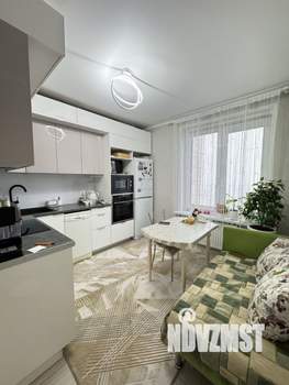 2-к квартира, вторичка, 58м2, 22/25 этаж