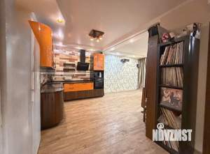 3-к квартира, вторичка, 100м2, 1/17 этаж