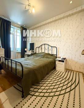 2-к квартира, вторичка, 64м2, 8/25 этаж