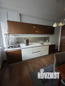 2-к квартира, вторичка, 75м2, 1/5 этаж