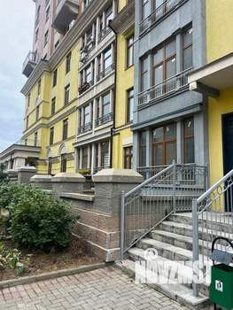 2-к квартира, вторичка, 51м2, 1/8 этаж