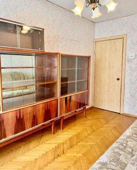 3-к квартира, вторичка, 57м2, 5/5 этаж