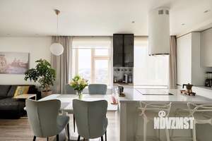 2-к квартира, вторичка, 55м2, 12/45 этаж