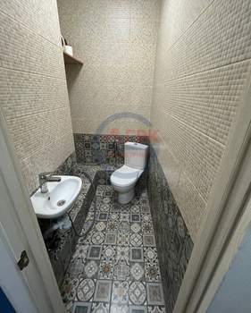 2-к квартира, вторичка, 58м2, 27/33 этаж