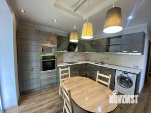 3-к квартира, вторичка, 105м2, 15/18 этаж