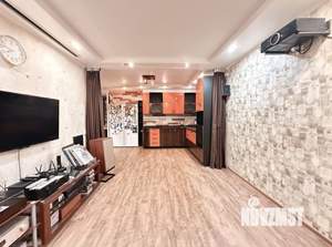 3-к квартира, вторичка, 100м2, 1/17 этаж