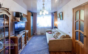 2-к квартира, вторичка, 43м2, 1/4 этаж