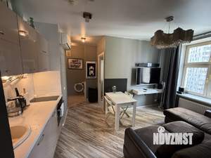 3-к квартира, вторичка, 43м2, 15/43 этаж