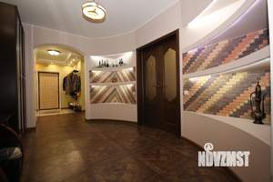 3-к квартира, вторичка, 130м2, 2/25 этаж