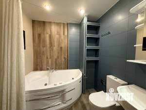 3-к квартира, вторичка, 100м2, 1/17 этаж