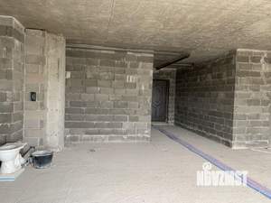 Студия квартира, вторичка, 70м2, 10/10 этаж