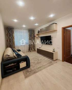 2-к квартира, вторичка, 58м2, 1/9 этаж
