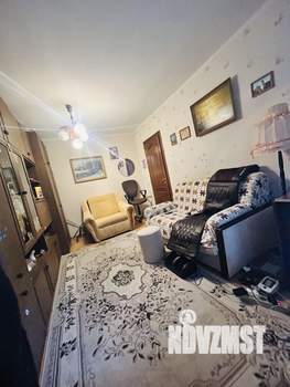 2-к квартира, вторичка, 41м2, 1/4 этаж