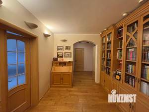 3-к квартира, вторичка, 131м2, 25/25 этаж