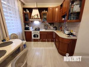 3-к квартира, вторичка, 117м2, 1/4 этаж