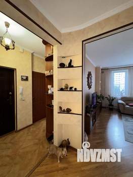 2-к квартира, вторичка, 58м2, 3/18 этаж