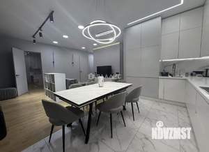 4-к квартира, вторичка, 125м2, 1/10 этаж